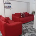 Nilda Casas e Quartos para Aluguel